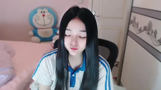 xiao-xiao-D online show from December 2025 05:42:02 AM