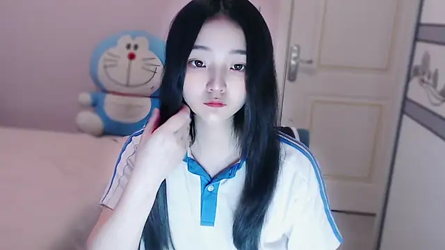 xiao-xiao-D online show from October 2025 06:26:02 AM