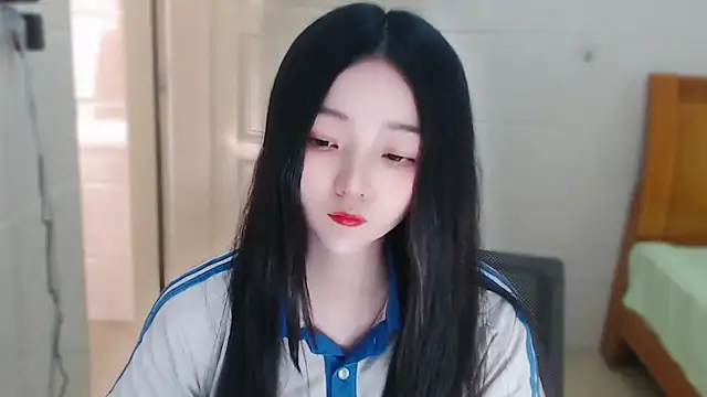 xiao-xiao-D online show from March 2026 06:28:01 AM