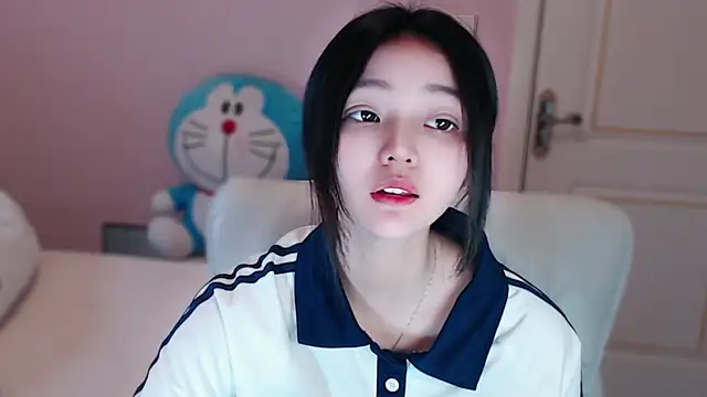 xiao-xiao-D online show from March 2025 08:44:01 AM