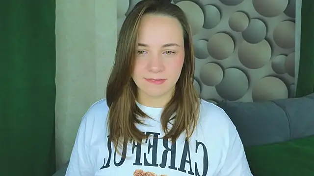 Cute smile sharon online show from September 2025 04:00:01 AM