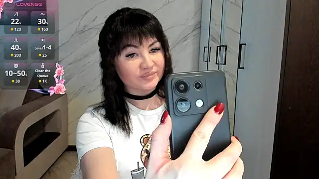 Snapshot of KarinaGoddess chatting on February 2026 03:50:01 AM KarinaGoddess online show from February 2026 03:50:01 AM