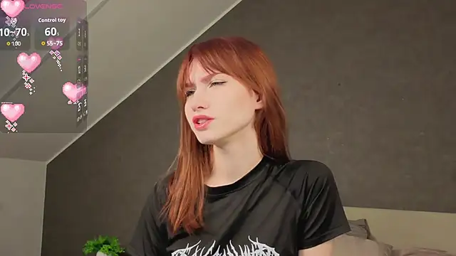 Mollly Rouge online show from September 2025 01:39:02 AM