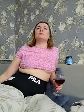 Snapshot of _Miss_Vanilla_ chatting on March 2025 12:17:02 PM Miss Vanilla online show from March 2025 12:17:02 PM