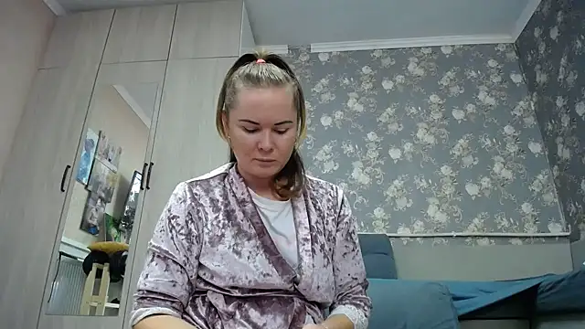 Snapshot of _Miss_Vanilla_ chatting on September 2025 06:08:01 AM Miss Vanilla online show from September 2025 06:08:01 AM