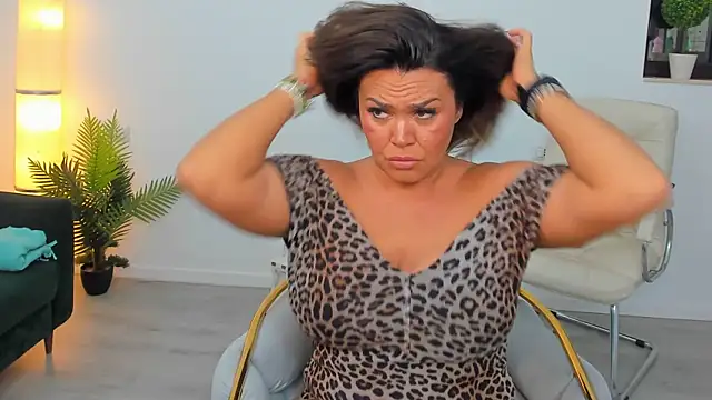 Aileen Stone online show from October 2025 03:35:01 PM