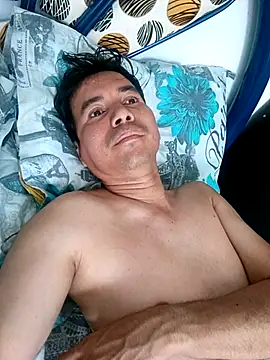 bisexual0007 online show from December 2025 12:10:01 PM