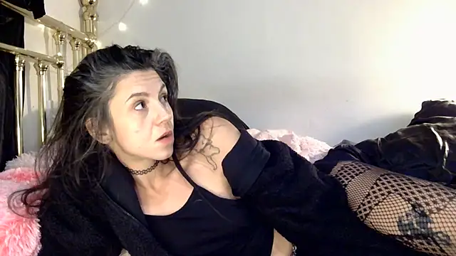 vavavixen online show from December 2024 04:06:01 PM