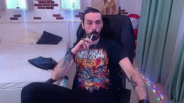 AxelColton online show from December 2025 08:31:01 AM