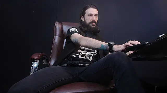 AxelColton online show from February 2025 06:20:01 AM
