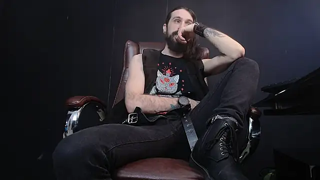 AxelColton online show from February 2025 12:32:01 PM