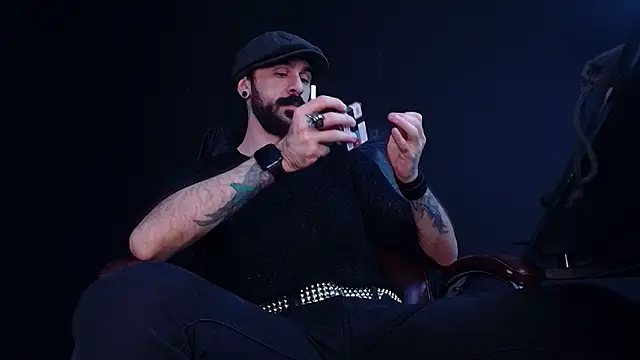 AxelColton online show from November 2025 08:04:02 AM