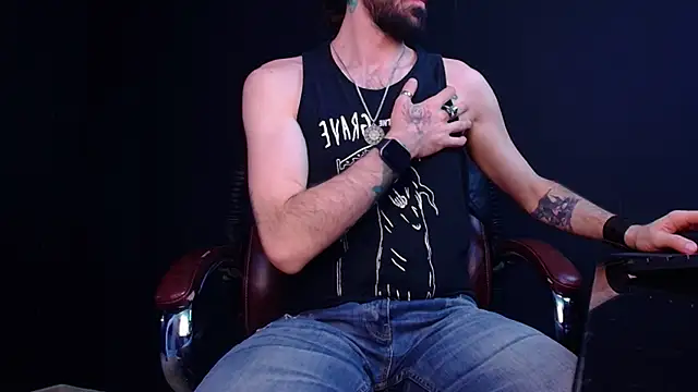 AxelColton online show from November 2025 11:26:01 AM