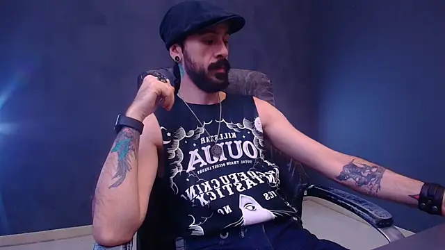 AxelColton online show from November 2025 05:50:01 AM