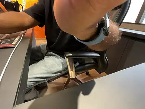 Nil Talreja online show from April 2026 09:22:01 AM