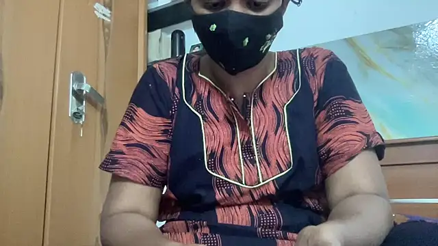 Snapshot of Tamil_Sanjana_ chatting on February 2026 04:54:01 AM Tamil Sanjana online show from February 2026 04:54:01 AM