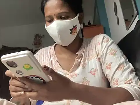 Tamil Sanjana  online show from April 2026 06:20:01 PM
