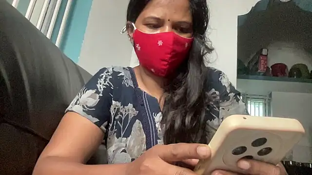 Snapshot of Tamil_Sanjana_ chatting on February 2026 01:35:02 AM Tamil Sanjana online show from February 2026 01:35:02 AM