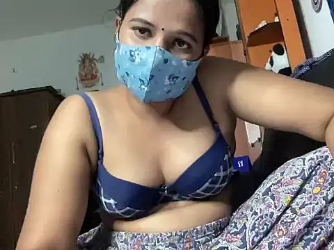 Tamil Sanjana  online show from November 2025 05:29:01 PM