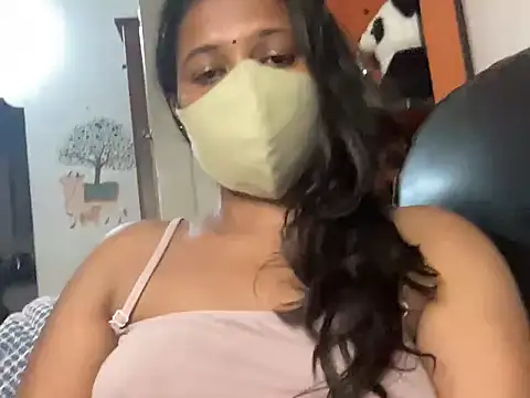 Tamil Sanjana  online show from October 2025 07:14:01 PM