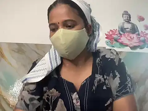 Tamil Sanjana  online show from October 2025 06:43:02 AM