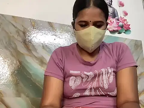 Tamil Sanjana  online show from October 2025 12:07:01 PM