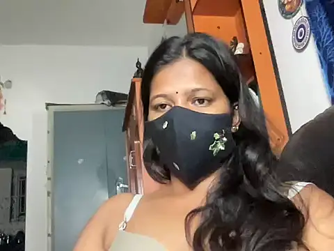 Tamil Sanjana  online show from November 2025 11:48:02 PM