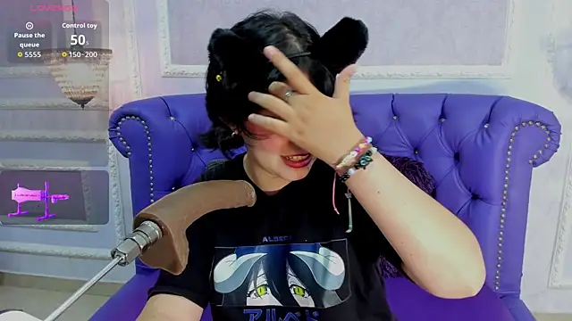 Snapshot of Lily_Martinez chatting on September 2025 01:57:01 AM Lily Martinez online show from September 2025 01:57:01 AM