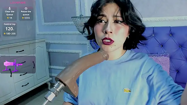 Snapshot of Lily_Martinez chatting on November 2025 07:46:02 AM Lily Martinez online show from November 2025 07:46:02 AM