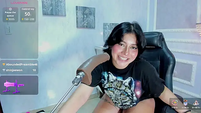 Snapshot of Lily_Martinez chatting on September 2025 11:10:01 AM Lily Martinez online show from September 2025 11:10:01 AM