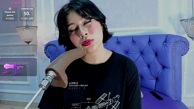 Snapshot of Lily_Martinez chatting on September 2025 03:13:02 AM Lily Martinez online show from September 2025 03:13:02 AM