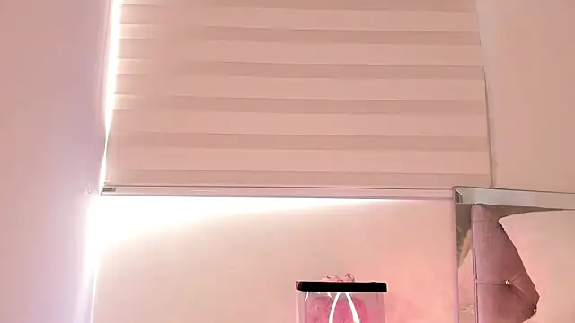 Alissonroses online show from March 2026 08:19:01 PM