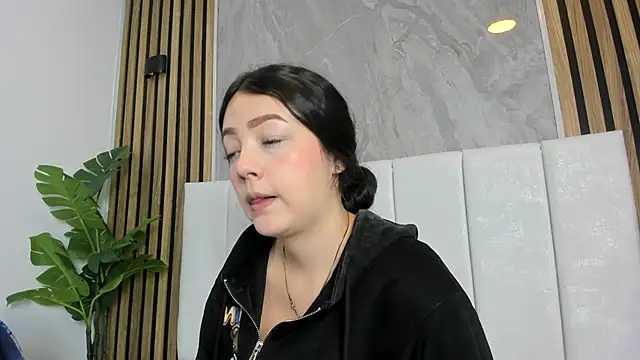 Samantha Good online show from January 2026 12:32:01 PM