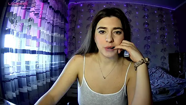 Sofiy a online show from March 2026 12:33:02 PM