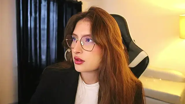 Daisha Riley online show from November 2025 03:37:01 PM