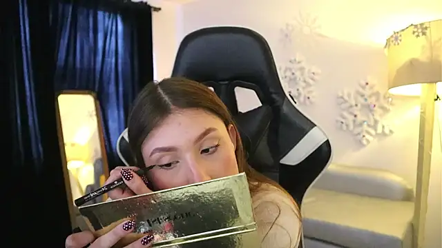 Daisha Riley online show from December 2025 01:54:02 PM