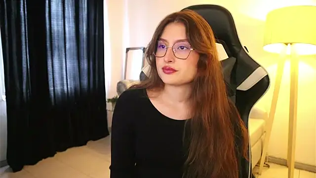 Daisha Riley online show from November 2025 02:34:02 PM