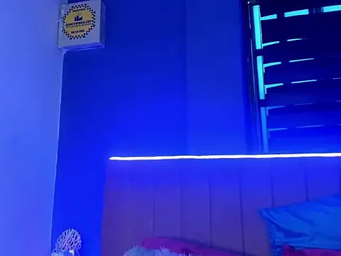 Snapshot of CintiaWalker chatting on January 2026 12:56:02 PM CintiaWalker online show from January 2026 12:56:02 PM