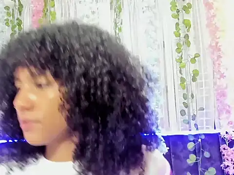 CintiaWalker online show from November 2025 12:42:02 PM