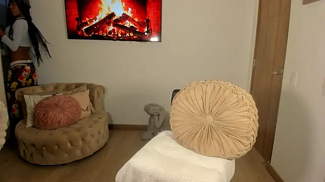 valeria montess online show from October 2025 10:52:02 PM