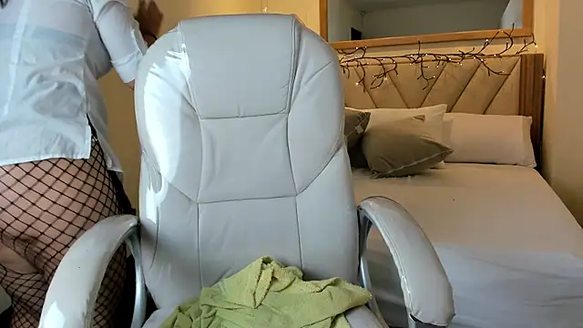 PerlaPreciosa online show from March 2026 04:05:02 AM