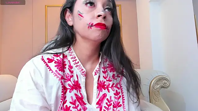 PerlaPreciosa online show from October 2025 04:00:02 AM