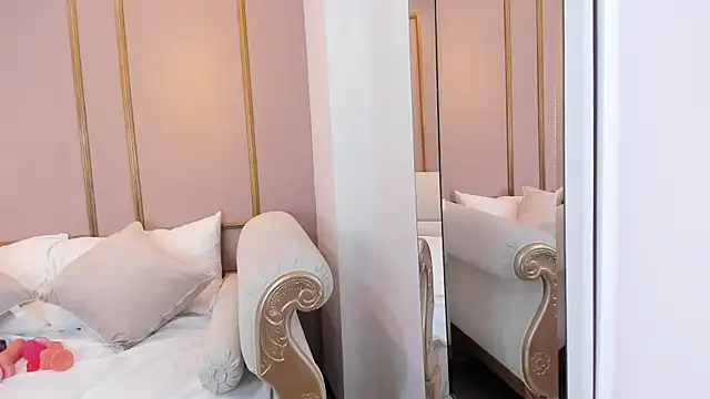 PerlaPreciosa online show from January 2026 03:57:02 AM