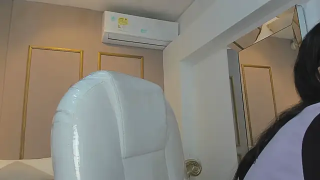 PerlaPreciosa online show from February 2026 04:08:01 AM