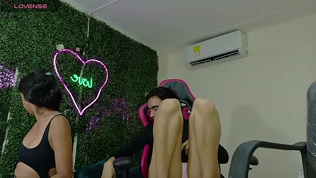 dani-lue online show from March 2026 02:38:01 PM