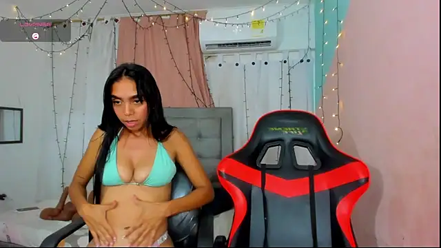 dani-lue online show from December 2025 04:09:01 PM