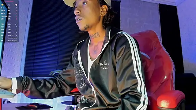 JhonyMiller  online show from November 2025 07:47:02 PM