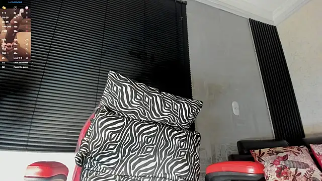 JhonyMiller  online show from November 2025 07:51:02 PM