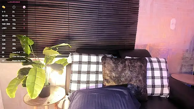 JhonyMiller  online show from March 2026 07:54:02 PM