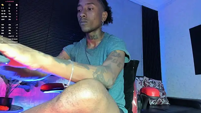 JhonyMiller  online show from October 2025 07:59:02 PM